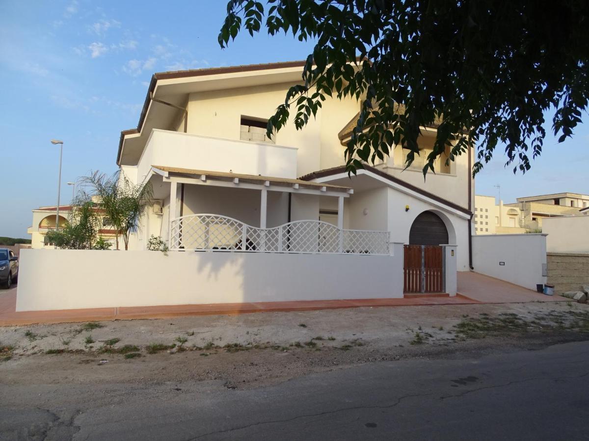 Linda Casa Vacanze Felline Buitenkant foto
