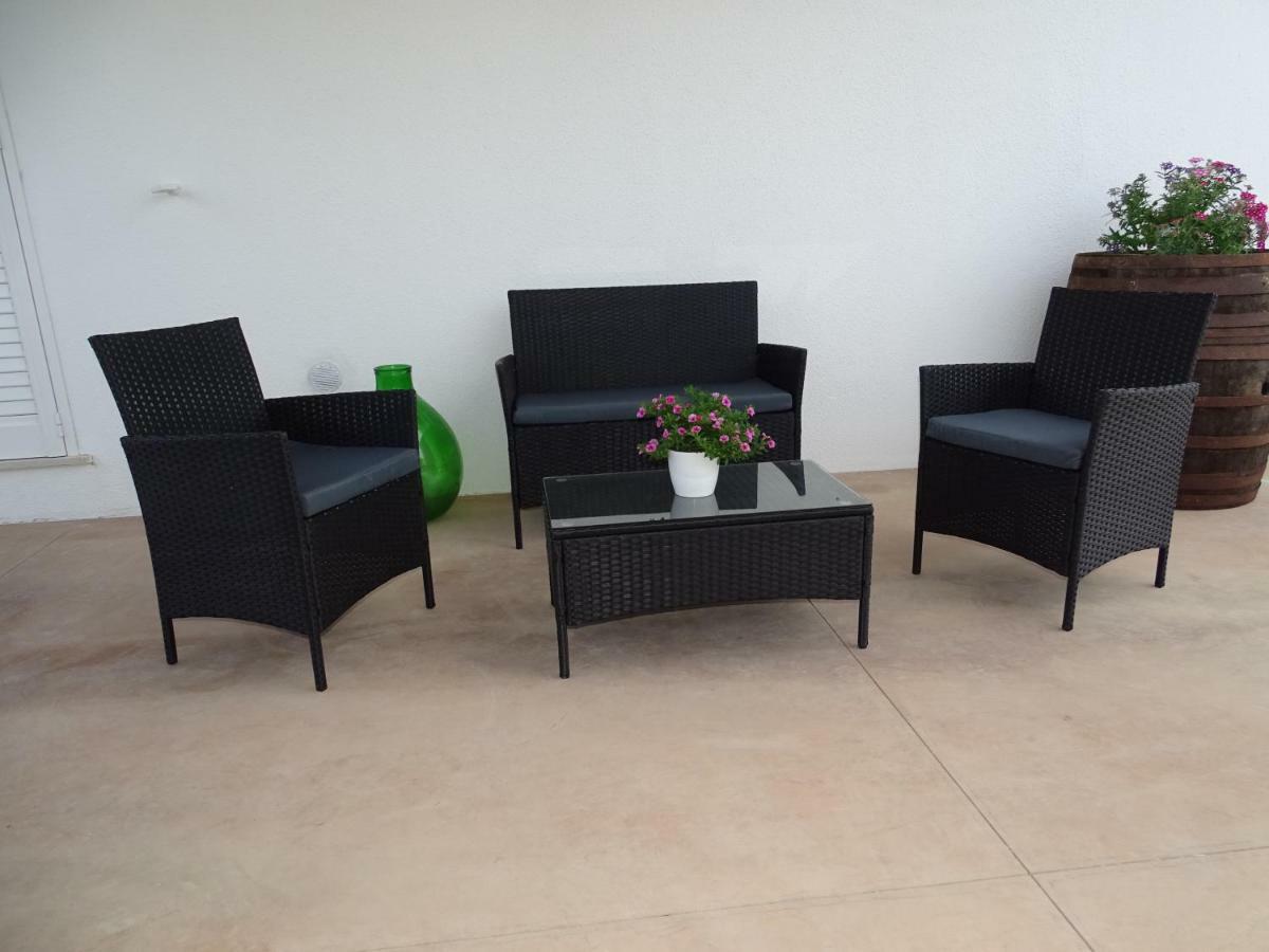 Linda Casa Vacanze Felline Buitenkant foto
