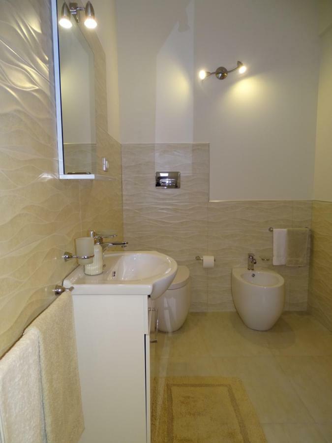 Linda Casa Vacanze Felline Buitenkant foto