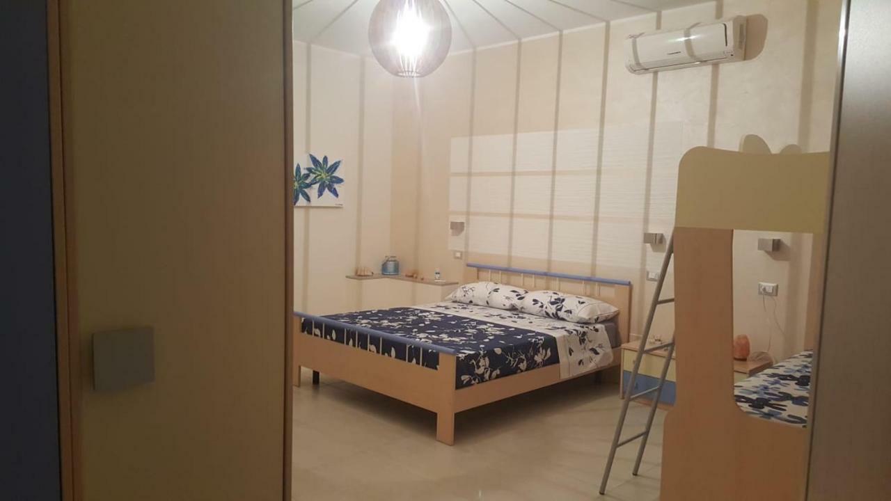 Linda Casa Vacanze Felline Buitenkant foto